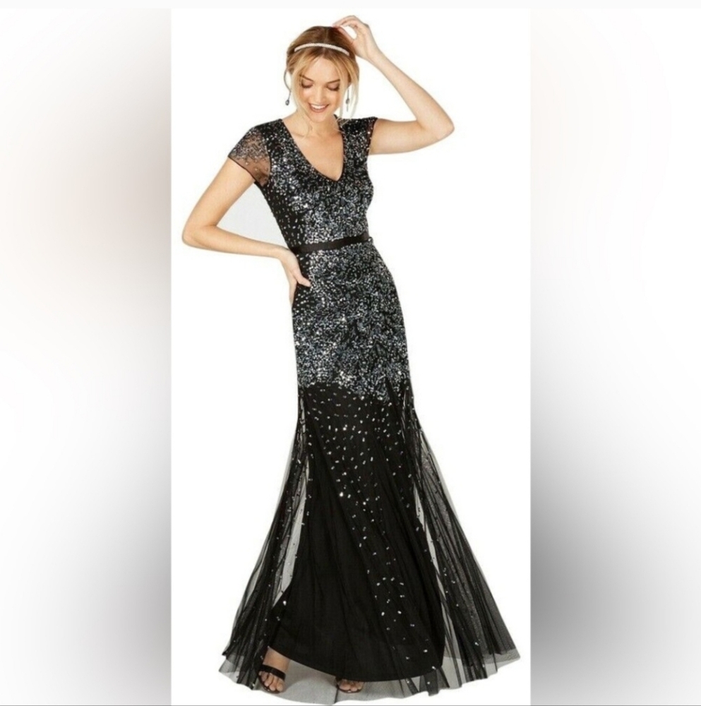 Beaded sequin gown w/cap sleeves by Adrianna Papell - black & silver, size 2.